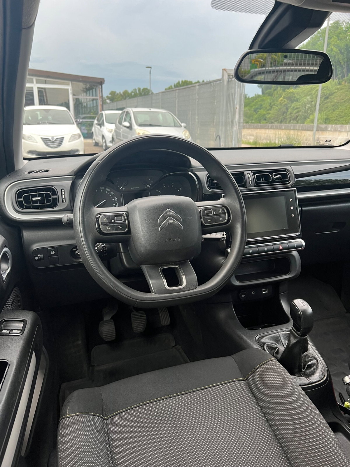 Citroen C3 PureTech 82 Shine (13)