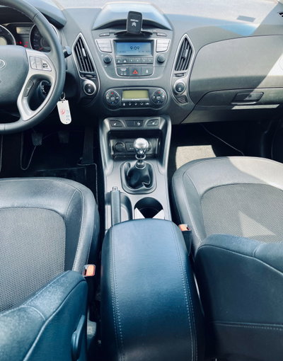 Hyundai ix35 1.7 CRDi 2WD Classic (9)