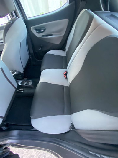 Lancia Ypsilon 1.3 MJT 16V 95 CV 5 porte S&S Silver (7)