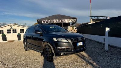 Audi Q7 3.0 V6 TDI 233CV quattro tiptronic (2)