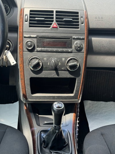 Mercedes-Benz Classe A 150 Avantgarde (10)