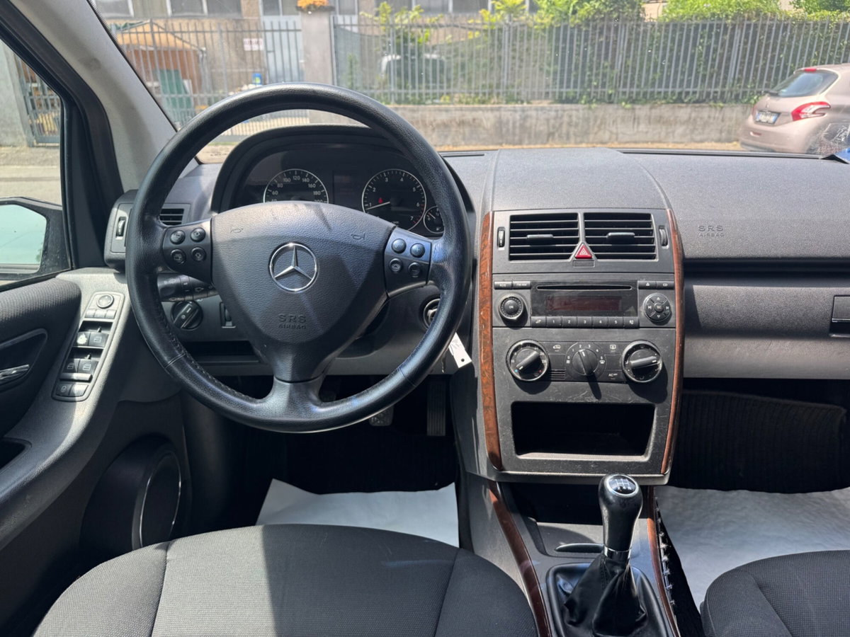 Mercedes-Benz Classe A 150 Avantgarde (15)
