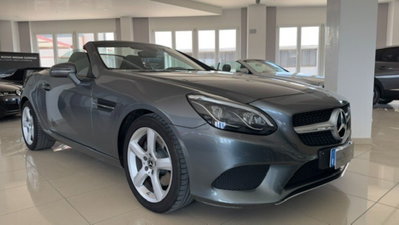 Mercedes-Benz SLC 200 Premium (3)