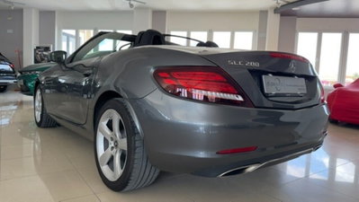 Mercedes-Benz SLC 200 Premium (6)
