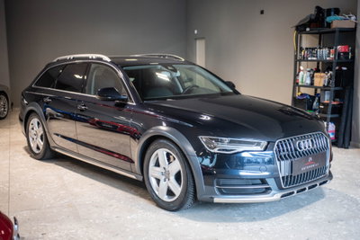 Audi A4 Allroad 3.0 TDI 218 CV S tronic Business usata