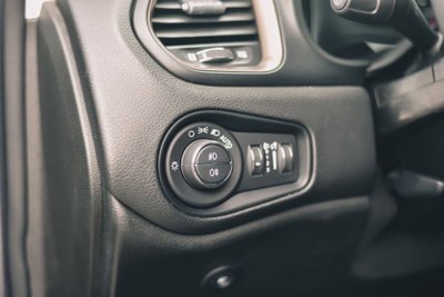 Jeep Renegade 1.3 T4 190CV PHEV 4xe AT6 Limited (12)