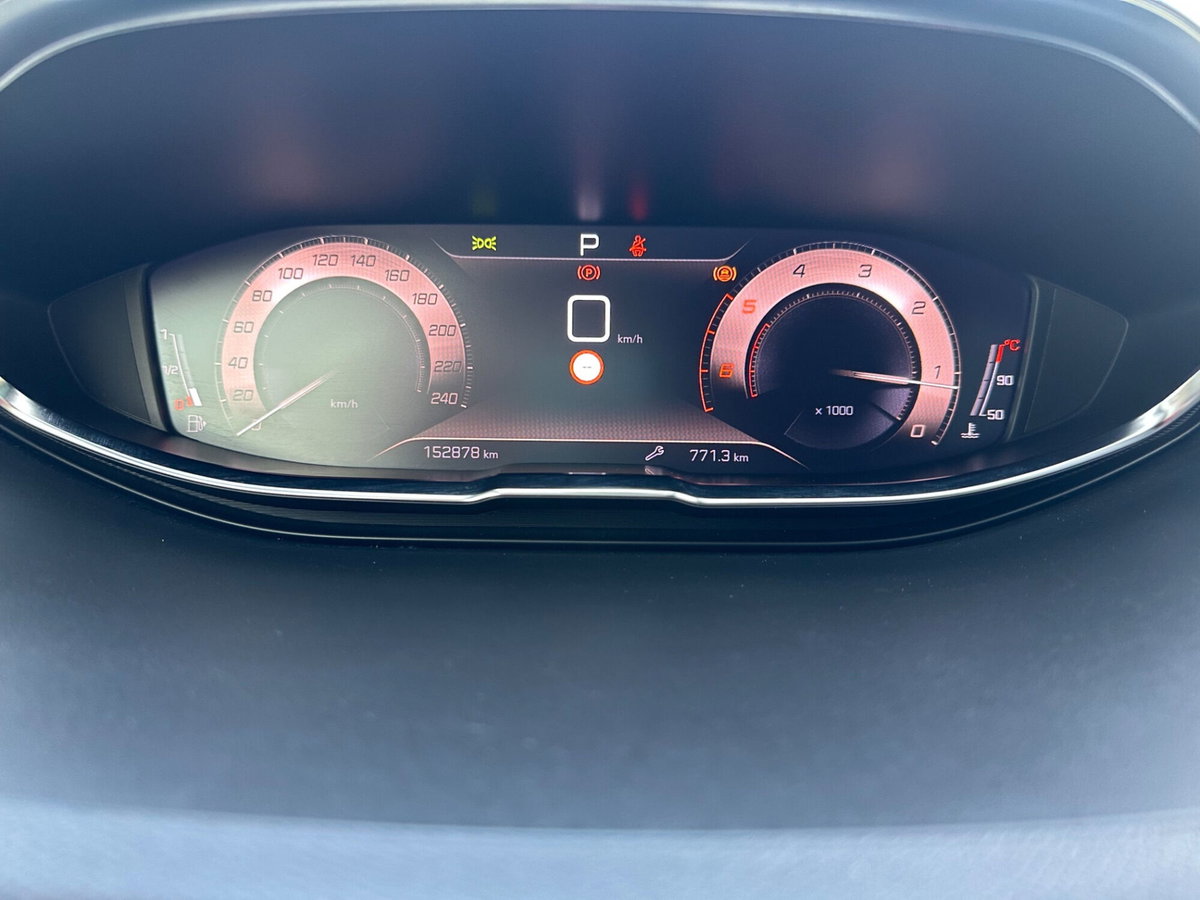 Peugeot 3008 BlueHDi 130 S&S GT (15)