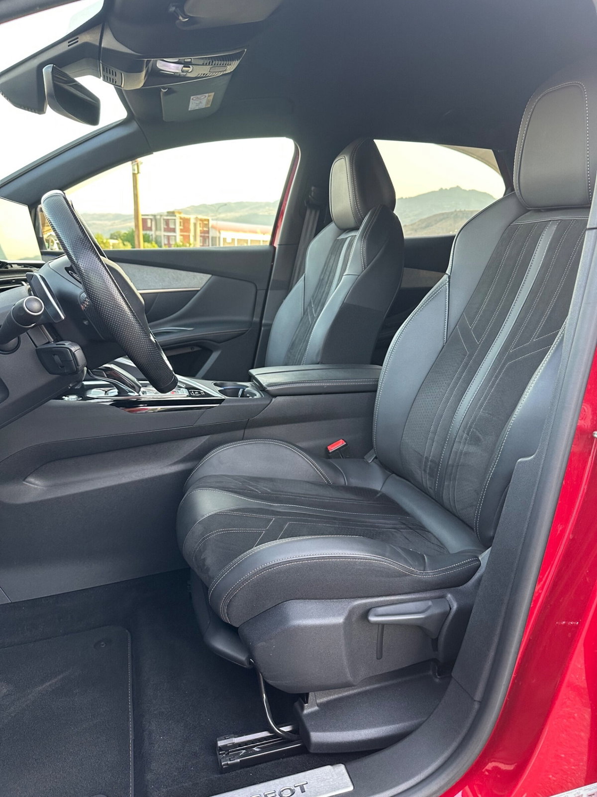 Peugeot 3008 BlueHDi 130 S&S GT (8)