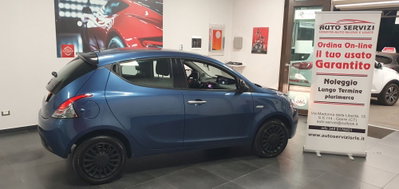Lancia Ypsilon 1.0 FireFly 5 porte S&S Hybrid Ecochic Silver (11)