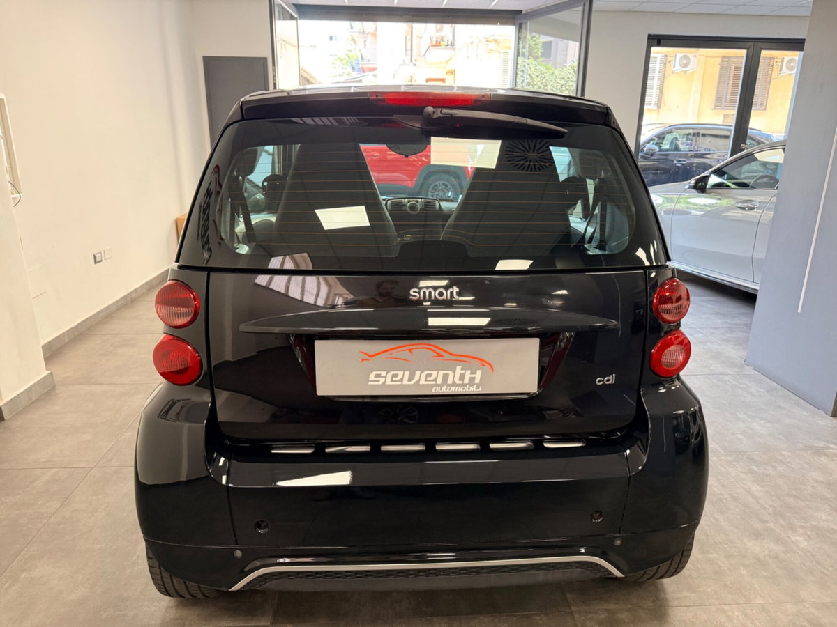 smart Fortwo 800 40 kW coupé passion cdi (5)