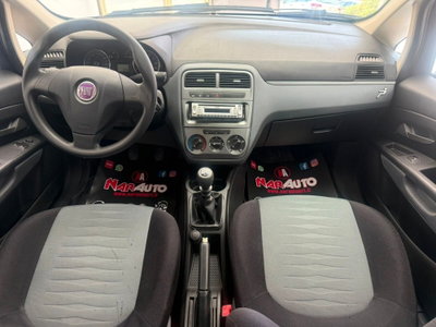 Fiat Grande Punto 1.3 MJT 90 CV 5 porte Dynamic (16)