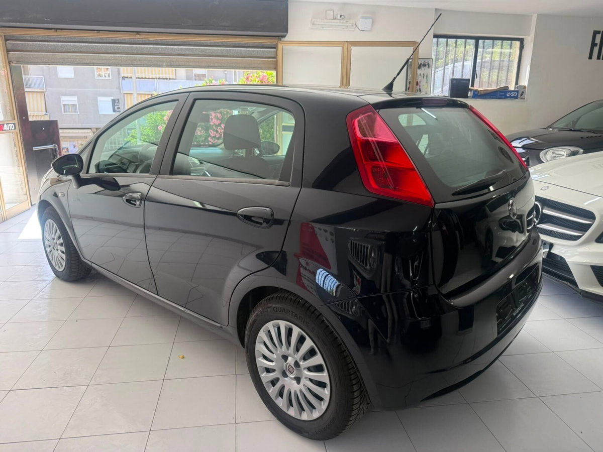 Fiat Grande Punto 1.3 MJT 90 CV 5 porte Dynamic (5)