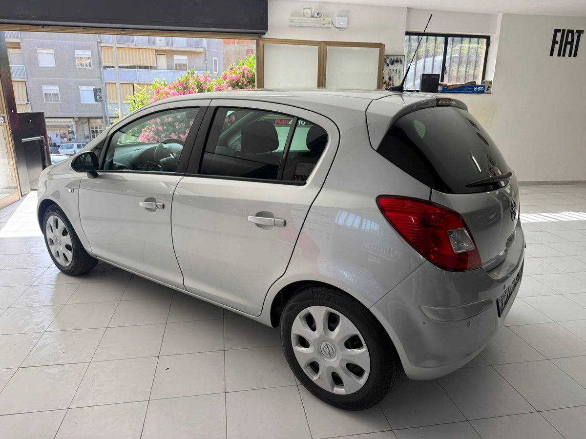 Opel Corsa 1.3 CDTI 95CV F.AP. 5 porte Edition (5)