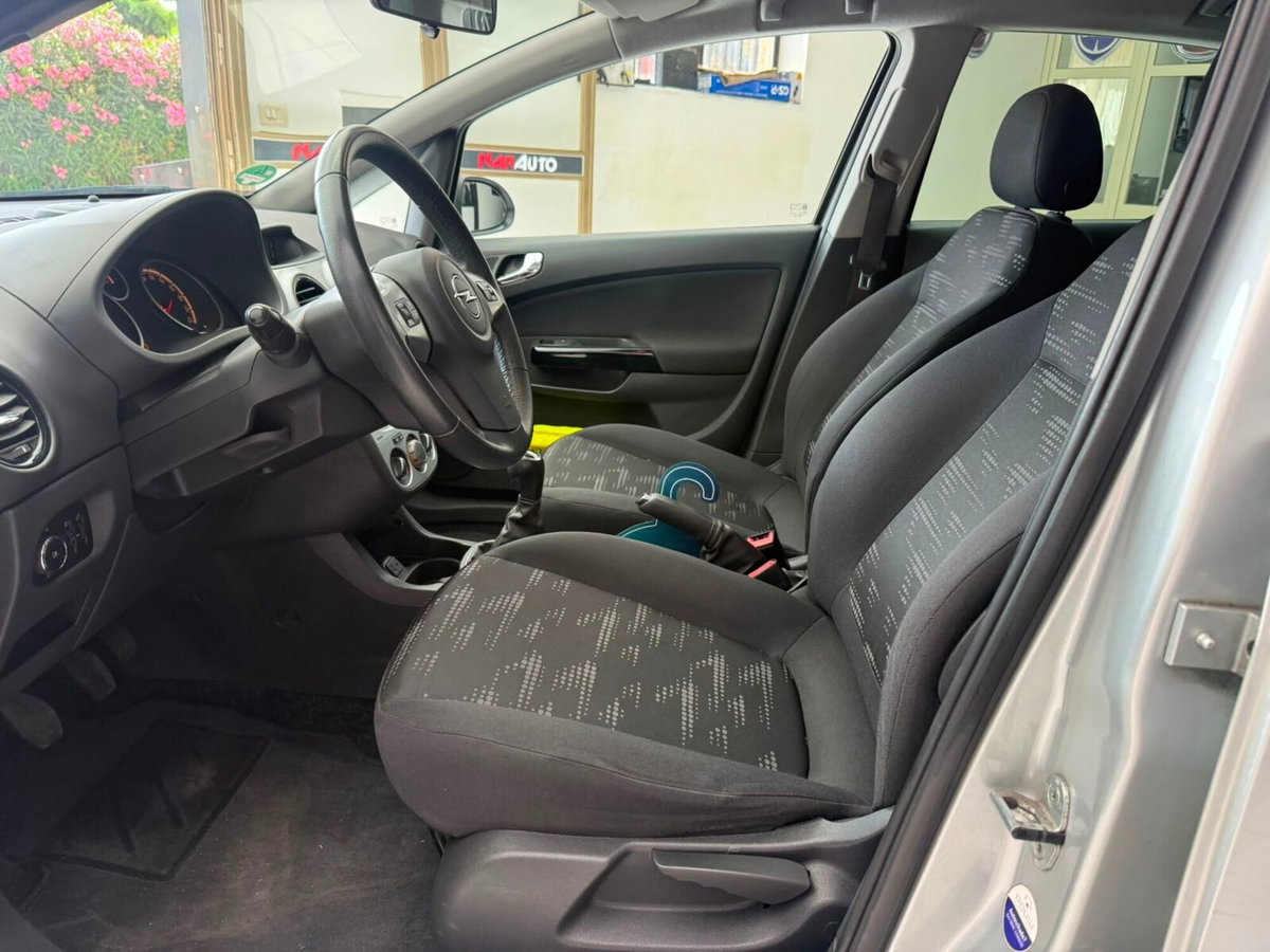 Opel Corsa 1.3 CDTI 95CV F.AP. 5 porte Edition (9)