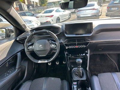 Peugeot 2008 PureTech 130 S&S GT (15)