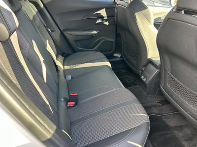 Peugeot 2008 PureTech 130 S&S GT (16)
