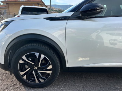 Peugeot 2008 PureTech 130 S&S GT (4)
