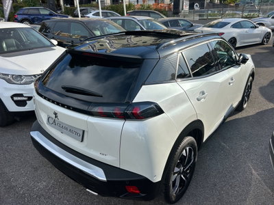 Peugeot 2008 PureTech 130 S&S GT (8)