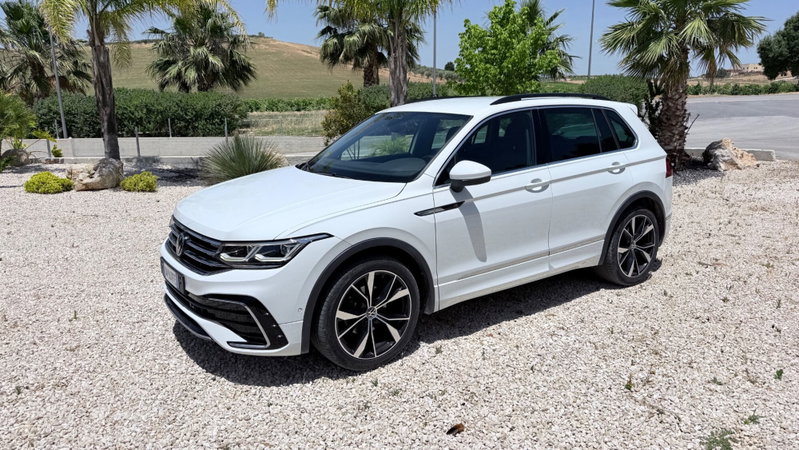 Volkswagen Tiguan 2.0 TDI 150 CV SCR DSG 4MOTION R-Line