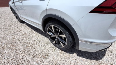 Volkswagen Tiguan 2.0 TDI 150 CV SCR DSG 4MOTION R-Line (12)