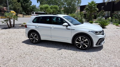 Volkswagen Tiguan 2.0 TDI 150 CV SCR DSG 4MOTION R-Line (5)