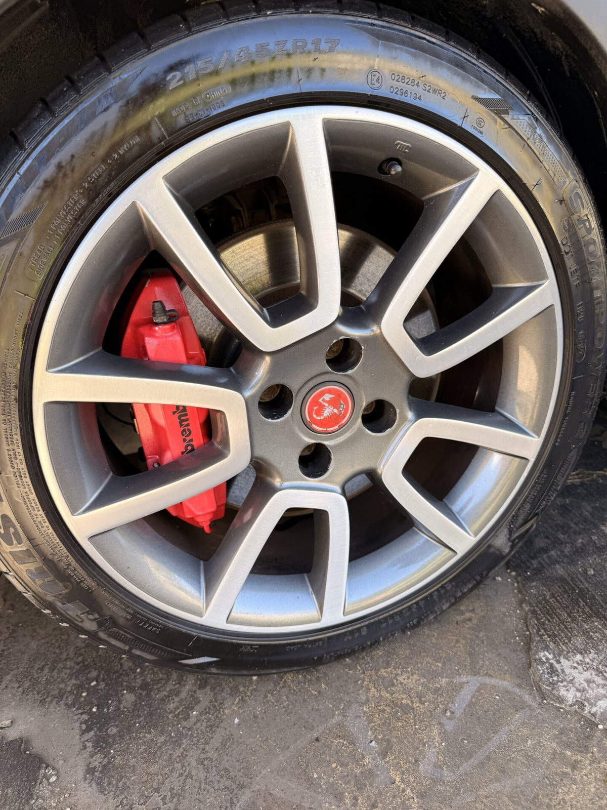 Abarth Grande Punto 1.4 T-Jet 16V 3 porte (10)