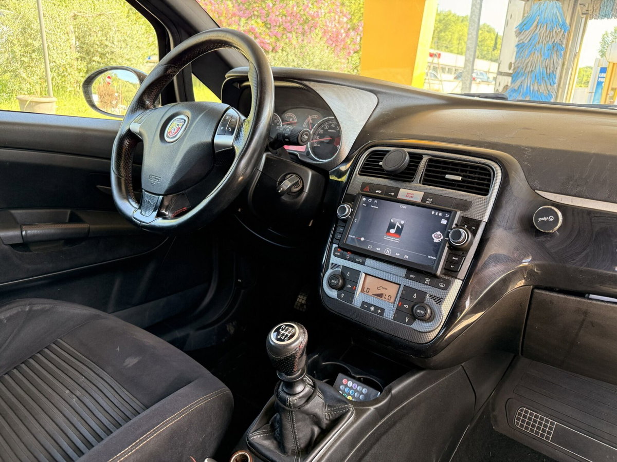 Abarth Grande Punto 1.4 T-Jet 16V 3 porte (7)