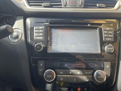 Nissan Qashqai 1.6 dCi 2WD Tekna (14)