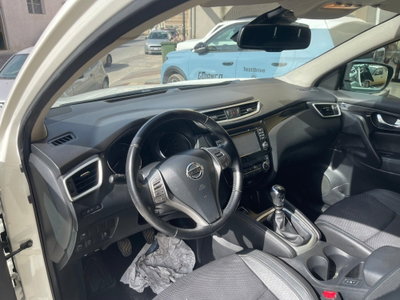 Nissan Qashqai 1.6 dCi 2WD Tekna (17)