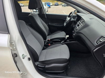 Hyundai i20 1.2 3p. BlueDrive (20)