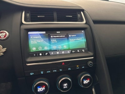 Jaguar E-Pace 2.0D 150 CV AWD (9)