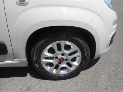 Fiat Panda 1.3 MJT 95 CV S&S Lounge (17)
