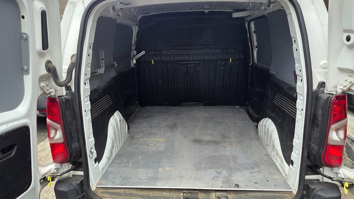 Opel Combo Furgone Cargo 1.6 Diesel 100CV S&S PC 650kg (10)