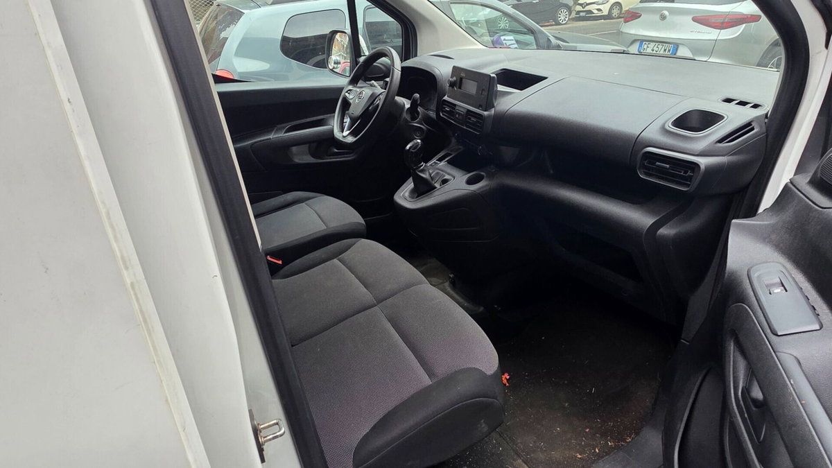 Opel Combo Furgone Cargo 1.6 Diesel 100CV S&S PC 650kg (12)