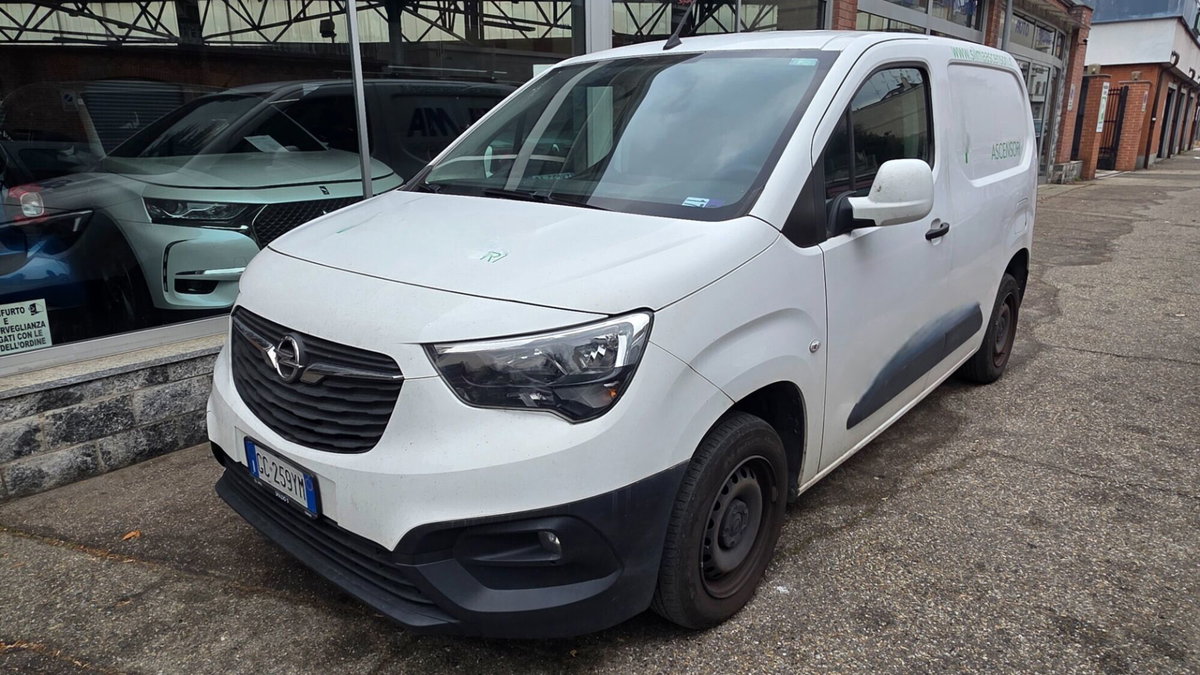 Opel Combo Furgone Cargo 1.6 Diesel 100CV S&S PC 650kg (3)