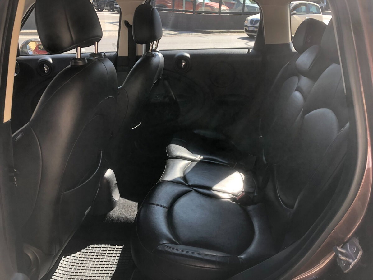 MINI Mini Countryman 2.0 Cooper D Countryman Automatica (11)