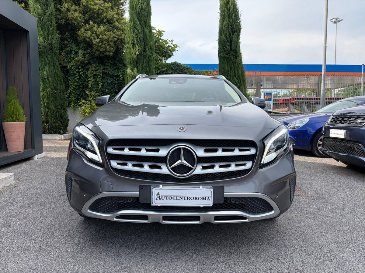 Mercedes-Benz GLA SUV 200 d Automatic Sport (2)