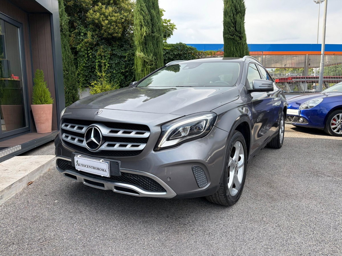 Mercedes-Benz GLA SUV 200 d Automatic Sport (3)