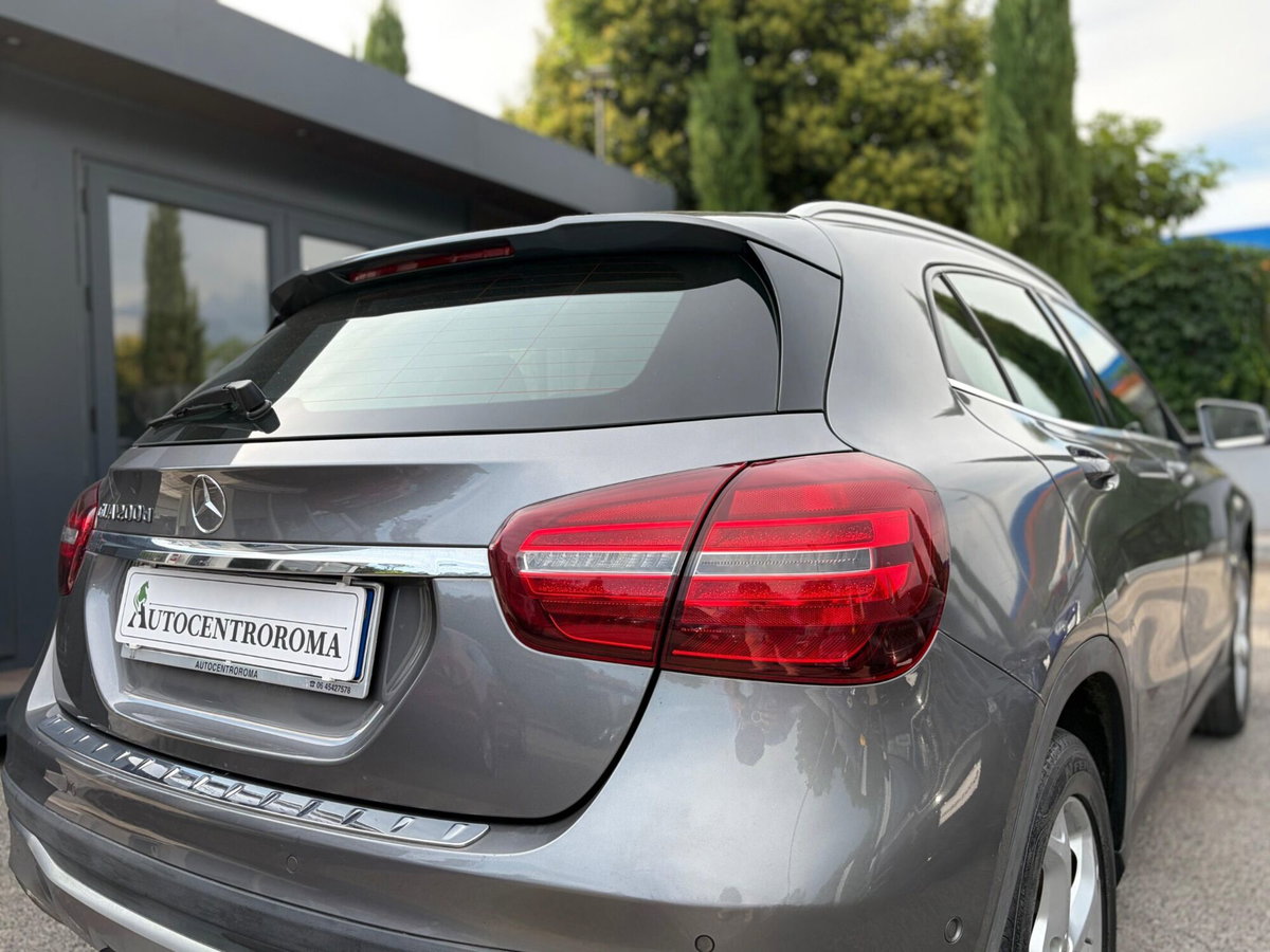 Mercedes-Benz GLA SUV 200 d Automatic Sport (7)