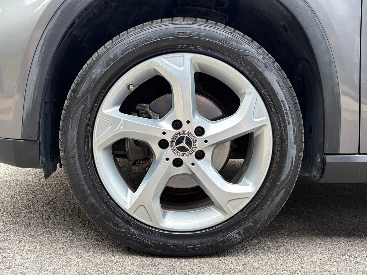 Mercedes-Benz GLA SUV 200 d Automatic Sport (8)