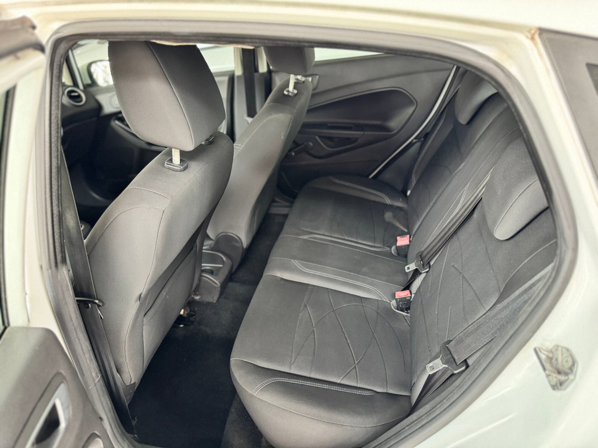 Ford Fiesta 1.2 60CV 5p. Tit. (8)