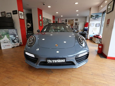 Porsche 911 Coupé 3.8 Turbo S (2)