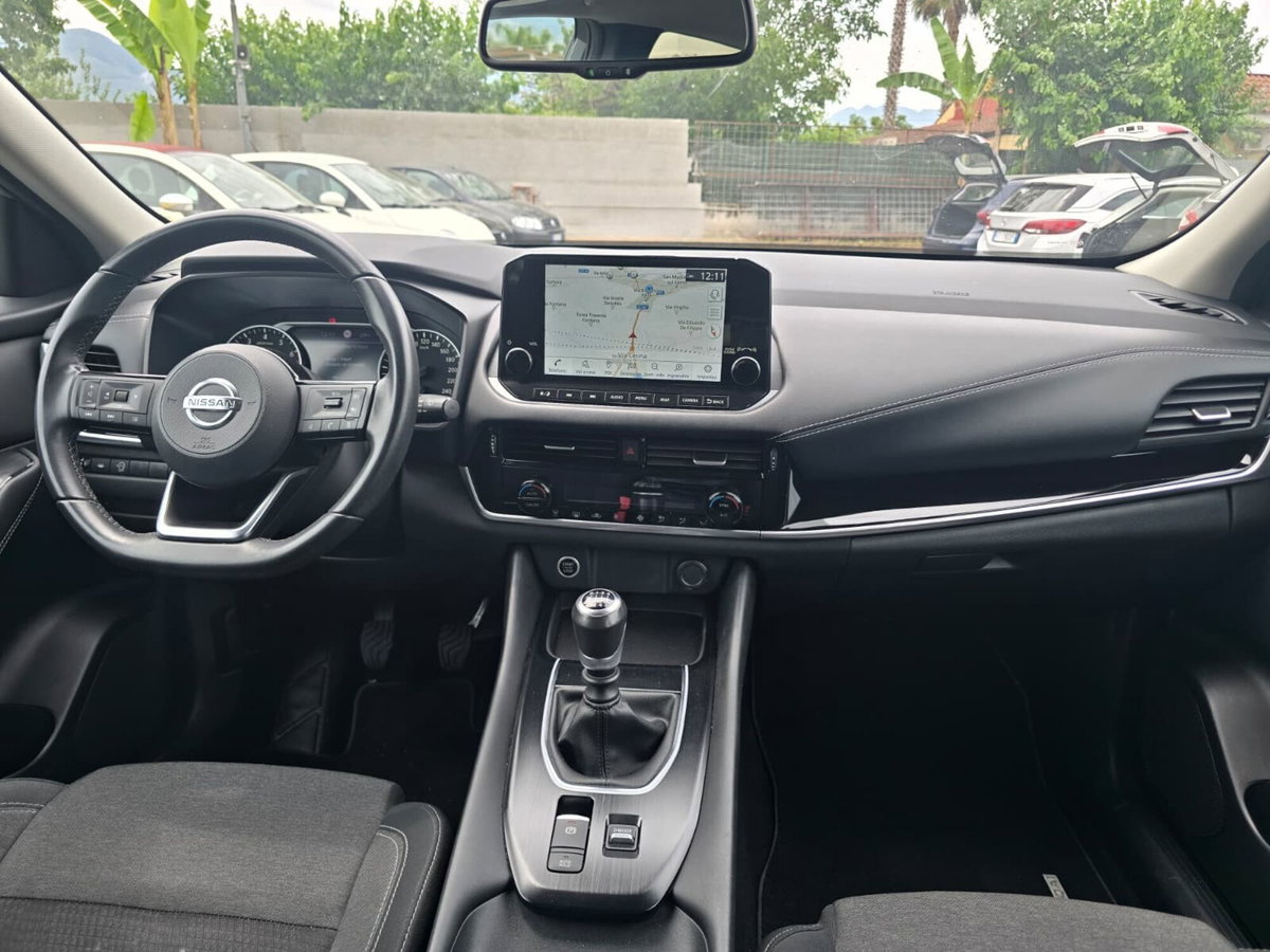 Nissan Qashqai 1.3 mhev N-Connecta 2wd 140cv (5)
