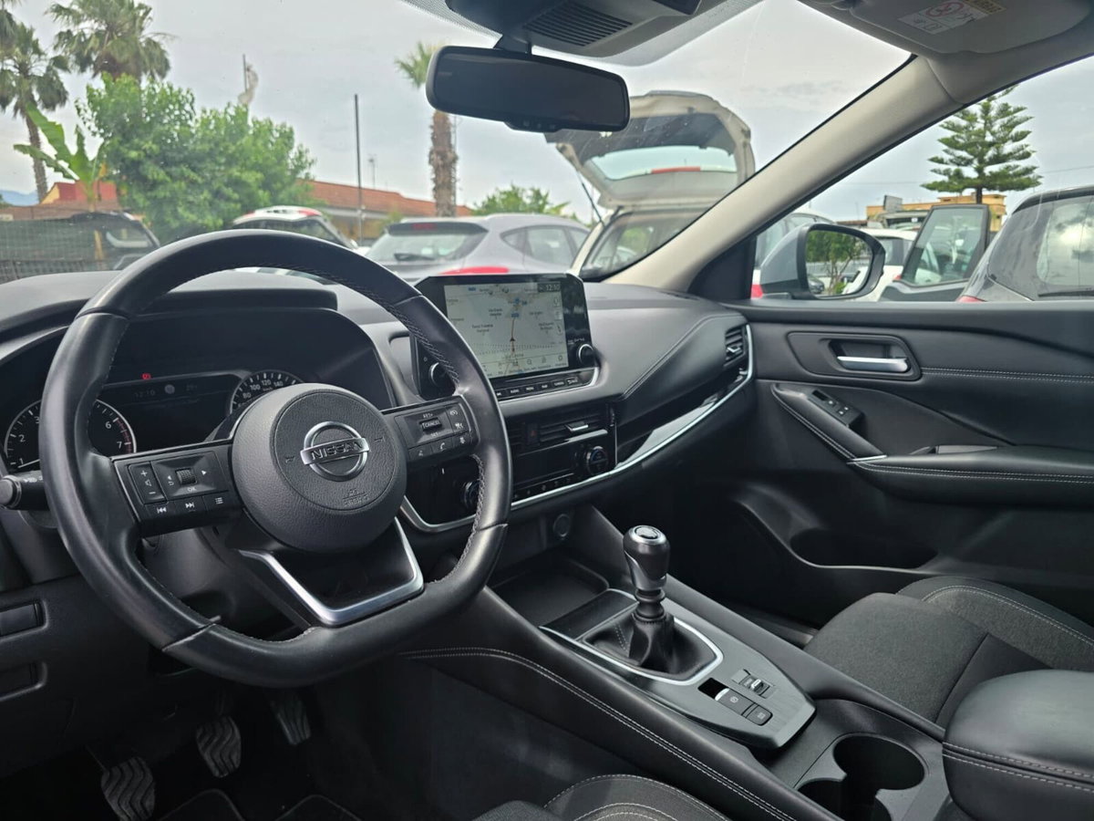 Nissan Qashqai 1.3 mhev N-Connecta 2wd 140cv (7)