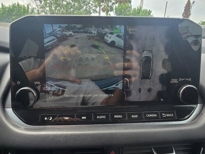 Nissan Qashqai 1.3 mhev N-Connecta 2wd 140cv (8)