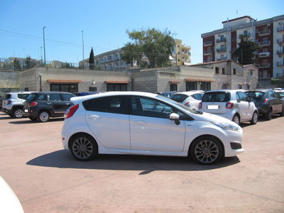 Ford Fiesta 1.5 TDCi 75CV 5 porte ST-Line usata