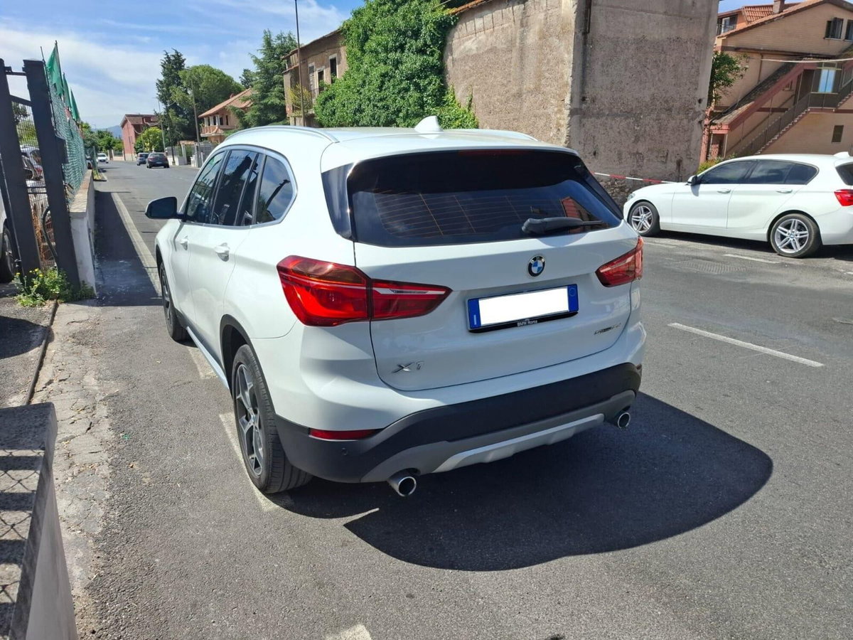 BMW X1 sDrive18d xLine Plus (15)