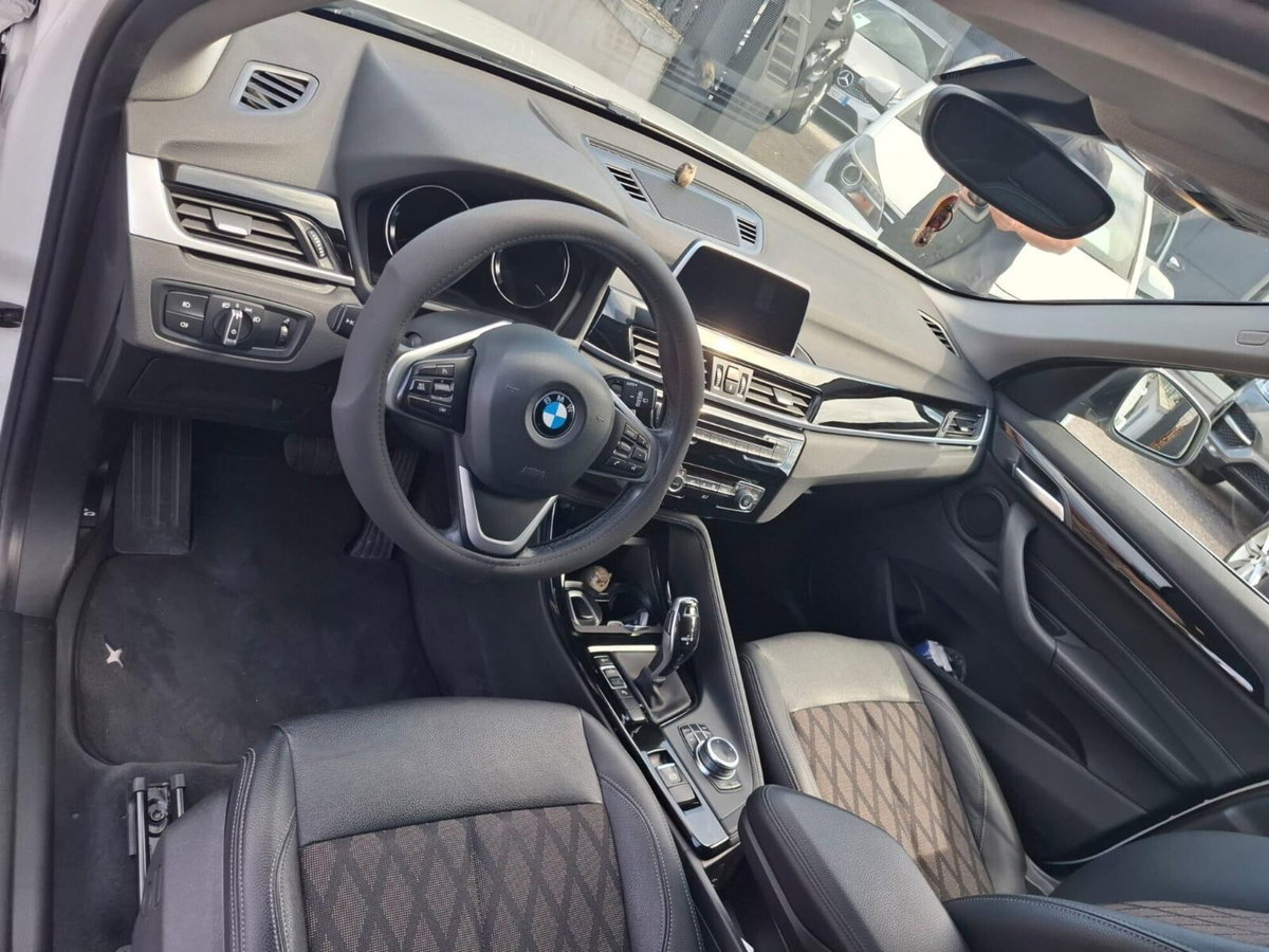 BMW X1 sDrive18d xLine Plus (5)