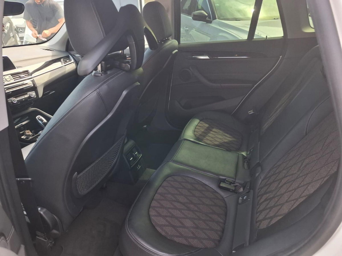 BMW X1 sDrive18d xLine Plus (9)