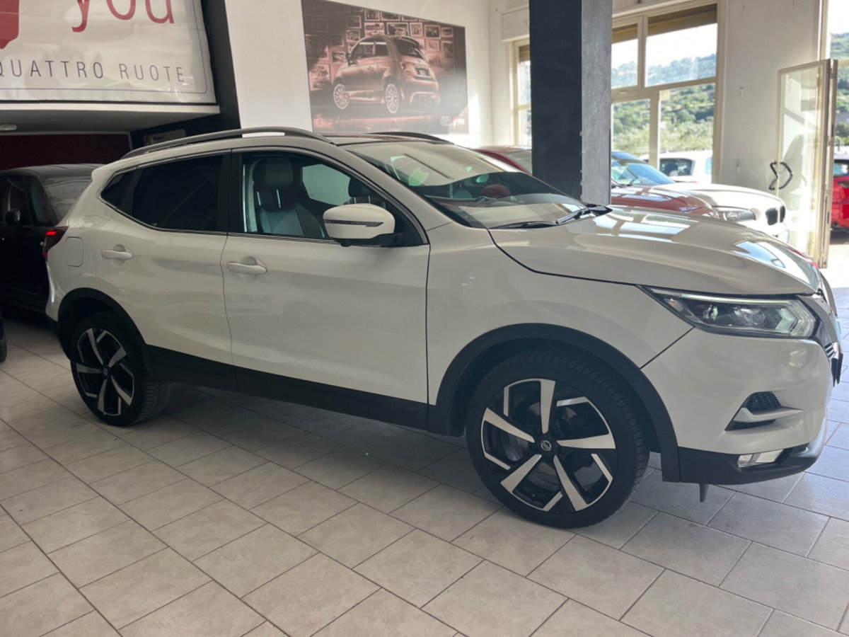 Nissan Qashqai 1.5 dCi N-Connecta (7)